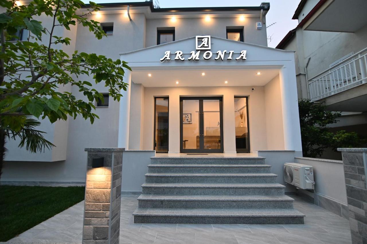 Armonia Luxury Suites Vrasná Екстериор снимка