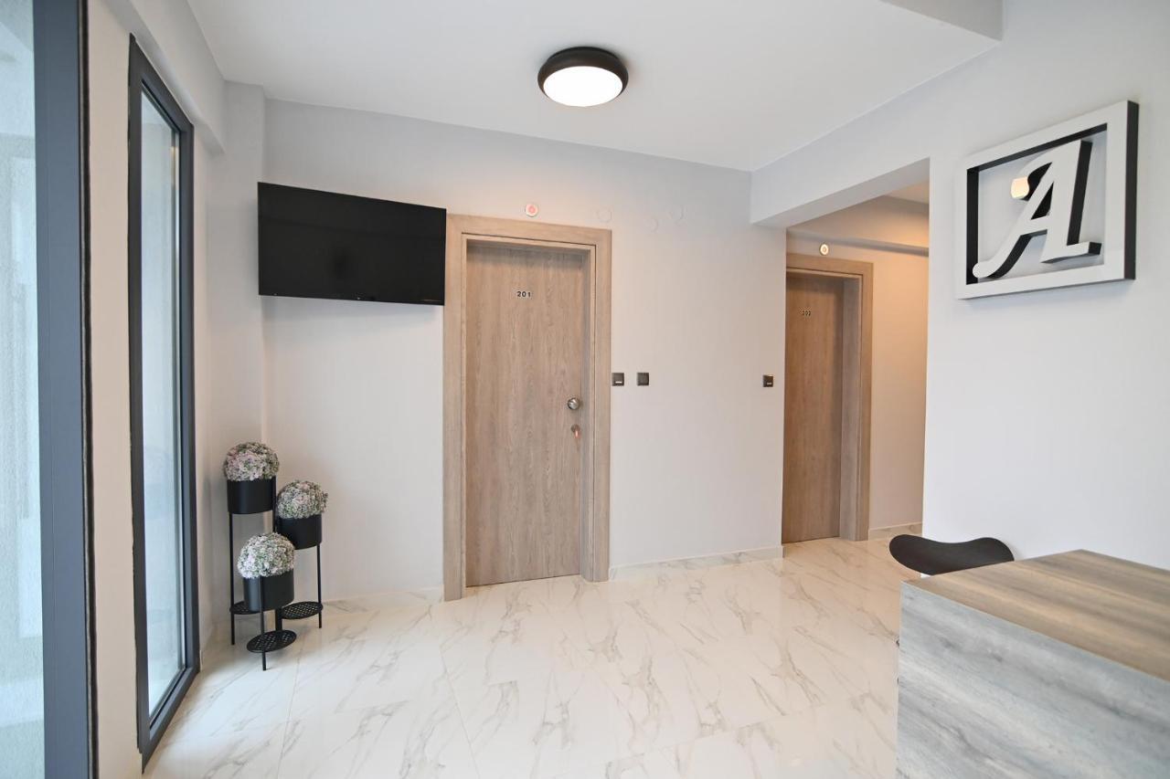 Armonia Luxury Suites Vrasná Екстериор снимка