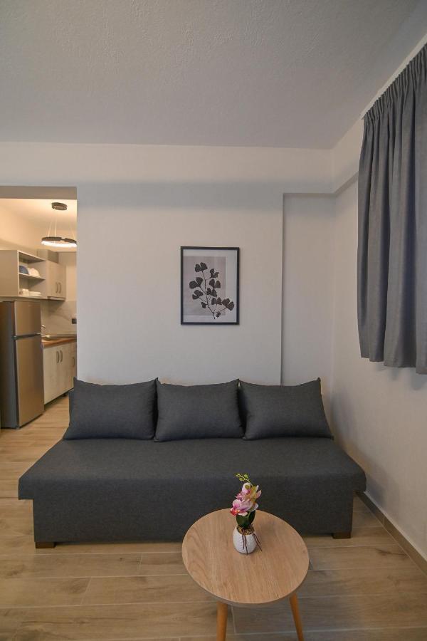 Armonia Luxury Suites Vrasná Екстериор снимка