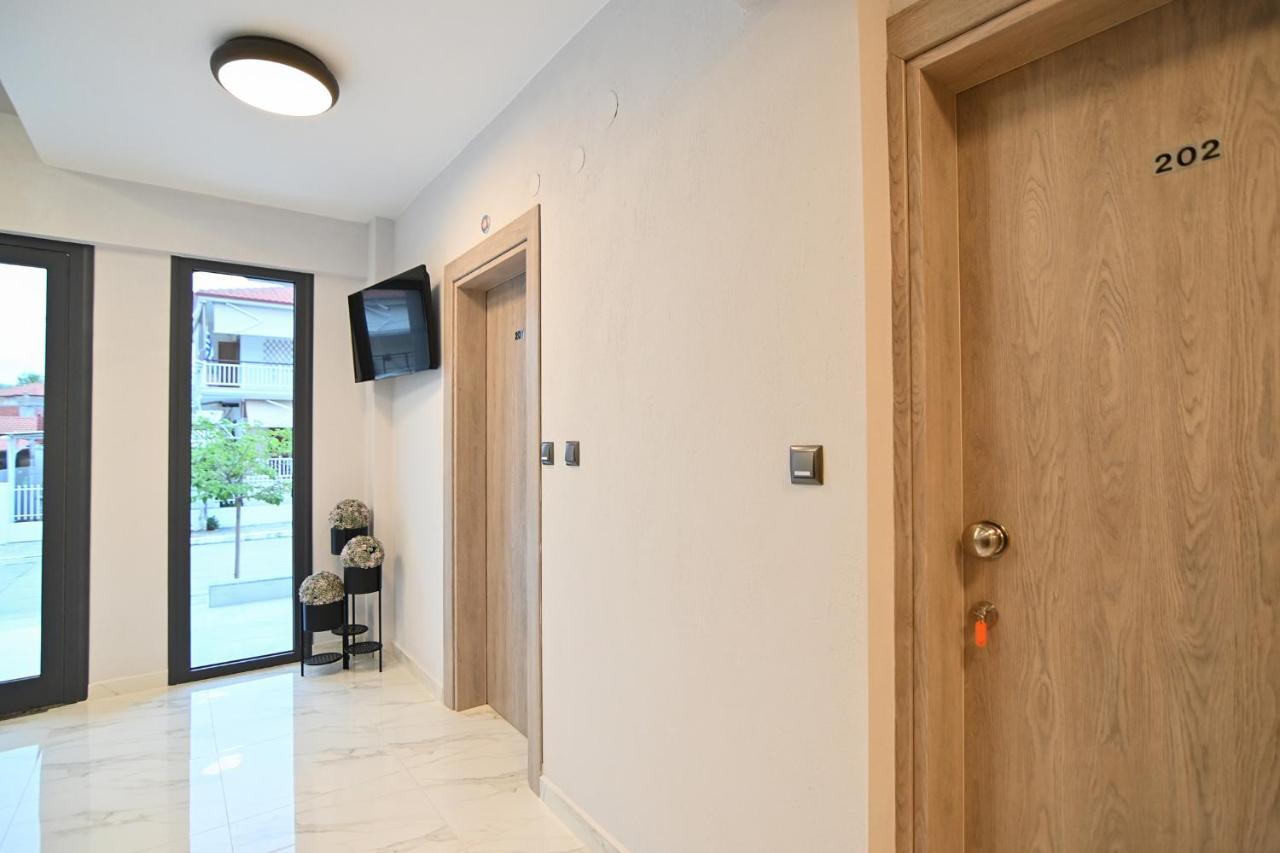 Armonia Luxury Suites Vrasná Екстериор снимка
