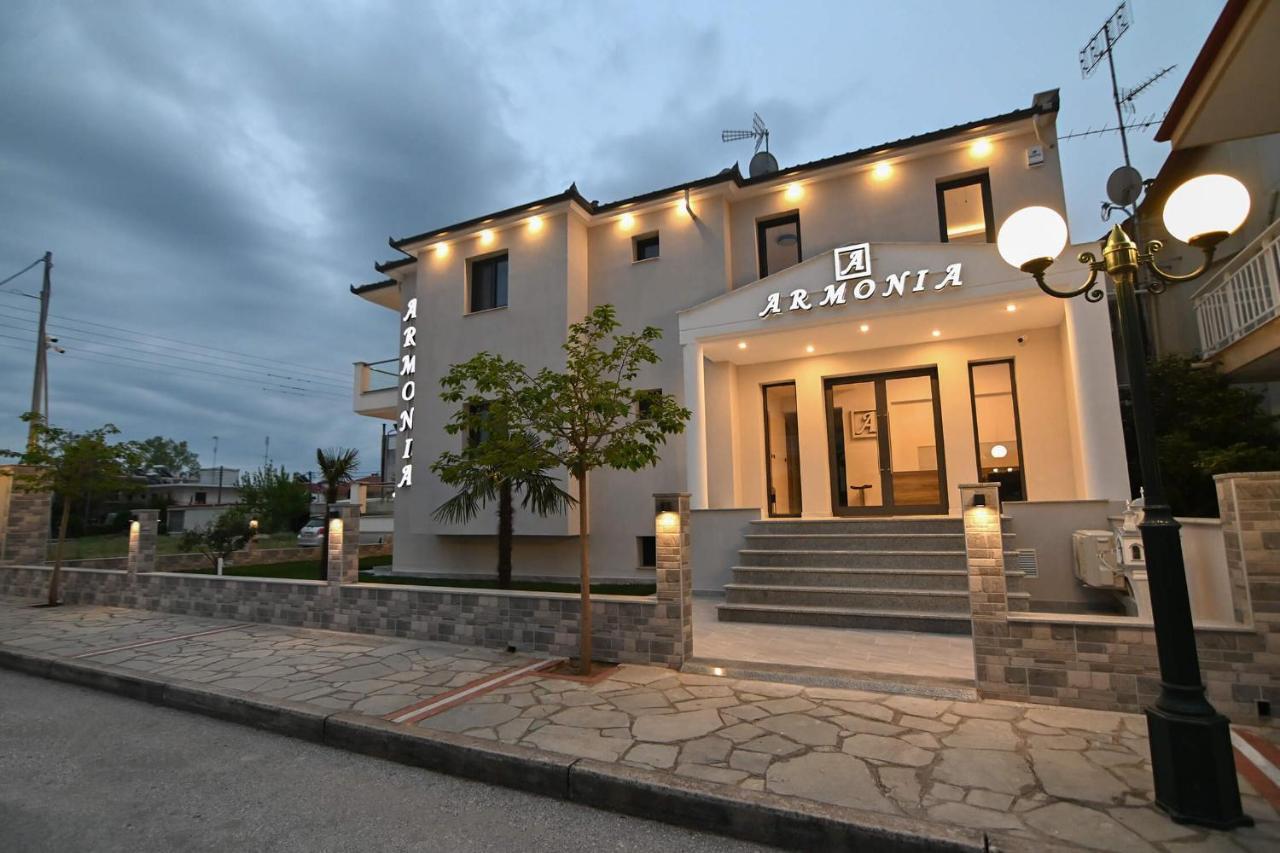 Armonia Luxury Suites Vrasná Екстериор снимка